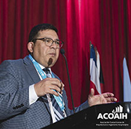 Dr. Ivar Mendez, conferencista de Canadá